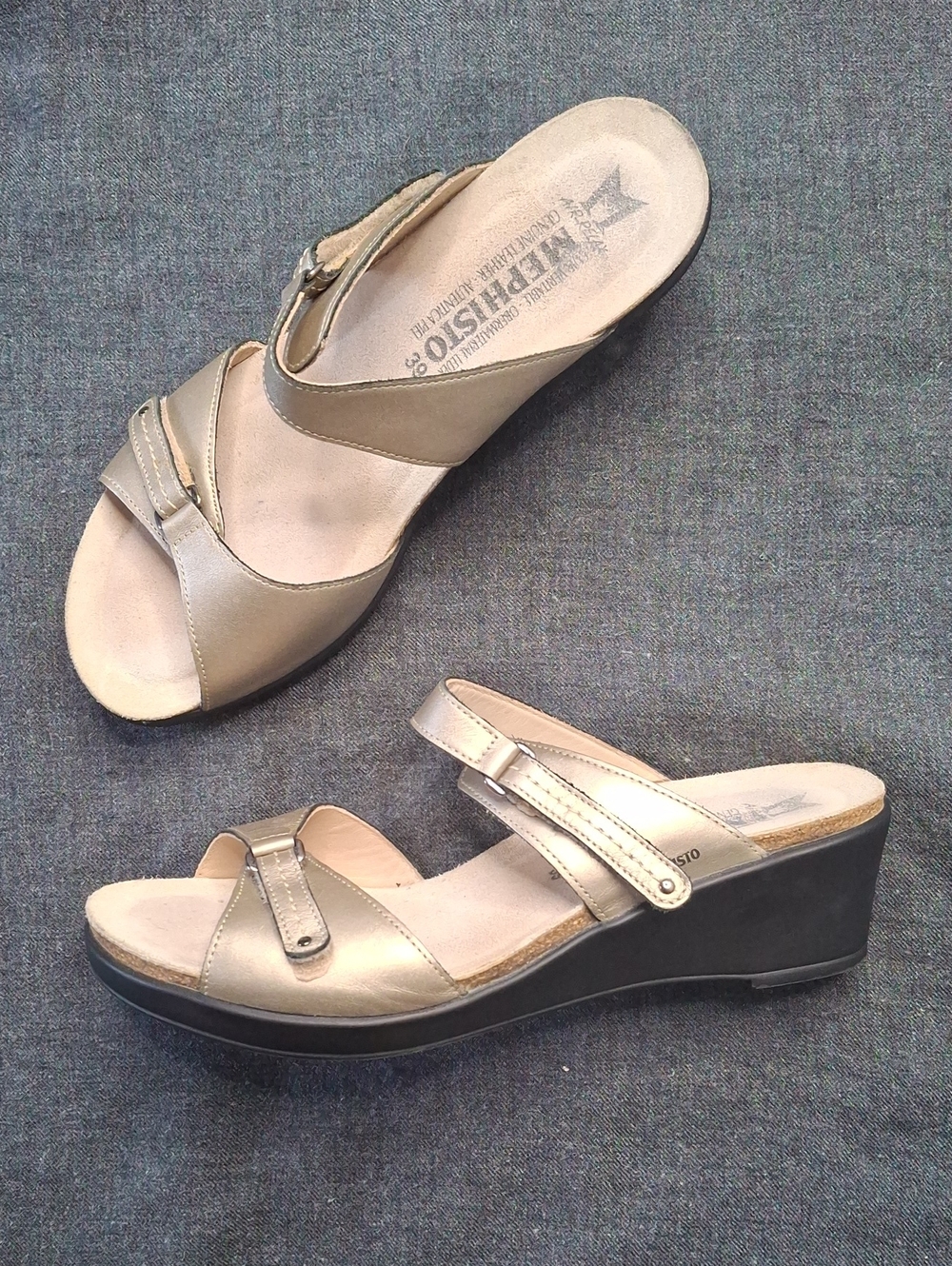 Mephisto Air-Relax Naima Leather Wedge Sandals Metallic Champagne EU 39 US 8.5-9